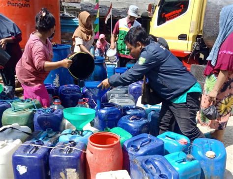 Sedekah Air Bersih LAZISNU Bantu Warga Terdampak Kekeringan