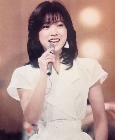 Pin on AKINA 中森明菜 Asian beauty Beauty women 80s and 90s fashion