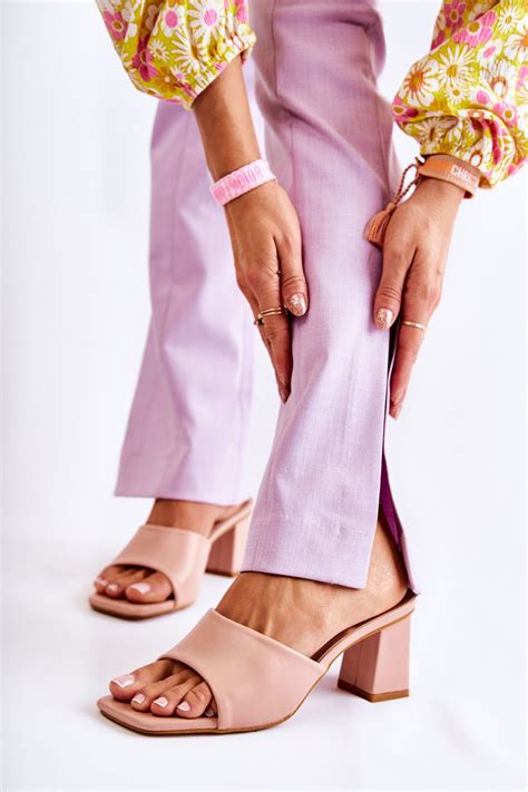 Skórzane Klasyczne Klapki Na Obcasie Nude Talena Inna marka Sport Sklep EMPIK