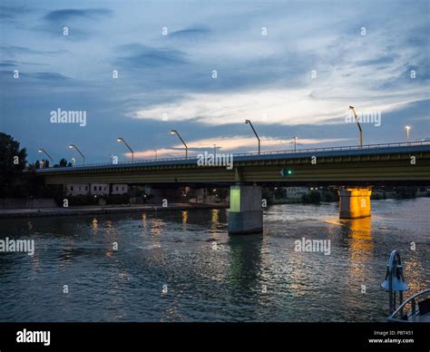 Vienna at night Stock Photo - Alamy