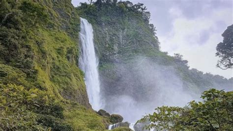 Menikmati Keindahan Curug Citambur Di Cianjur Dekat Rumah Abah Jajang