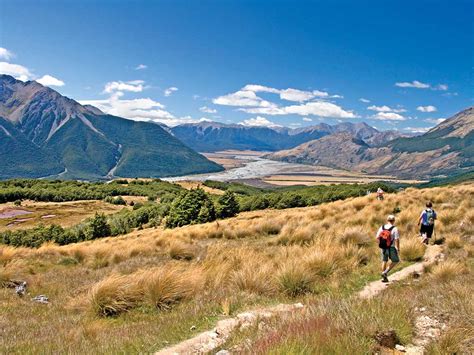 New Zealand Hiking Tours | Hiking New Zealand | Walking Tours