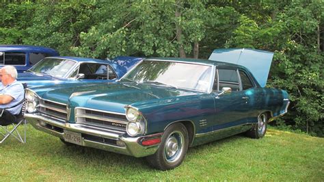 1965 Pontiac Laurentian 2 Door Coupe This 1965 Pontiac Lau Flickr