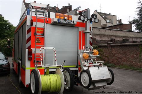 Hlf D Us 2072 Der Feuerwehr Düsseldorf