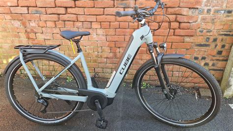 Ex Demo Cube Kathmandu Hybrid One Easy Entry Electric Bike In