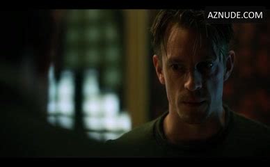 Simone Missick Carmela Sison Lesbian Scene In Altered Carbon AZNude