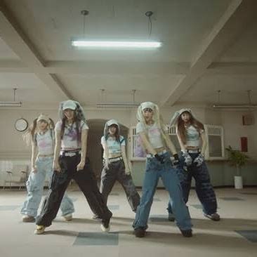 NewJeans Debut Di Hot 100 Billboard Dan Jadi Artis K Pop Tercepat Dalam Sejarah Yang Capai