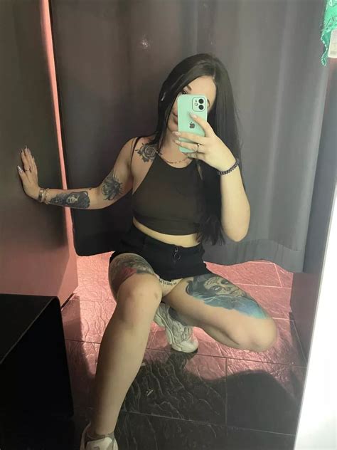 Can We Do This In The Dressing Room Nudes GirlsWithiPhones NUDE PICS ORG