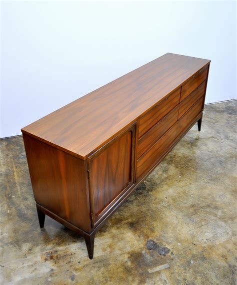 Select Modern Mid Century Danish Modern Walnut Triple Dresser Credenza