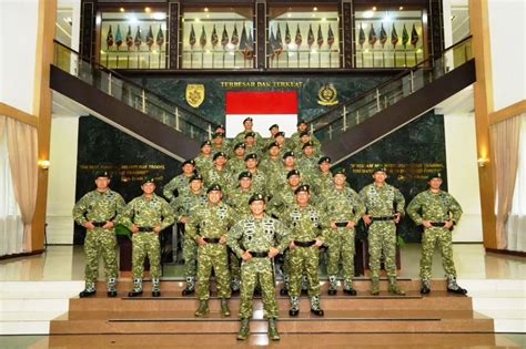 Pangdivif 2 Kostrad Pimpin Serah Terima Jabatan Dandenhub Divif 2 Kostrad