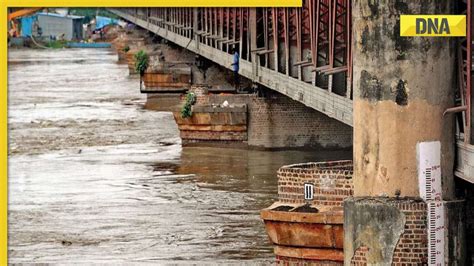 Delhi Yamunas Water Level Rising Expected To Breach Danger Mark On