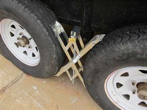 Super Grip Chock Xl Wheel Stabilizers For Tandem Axle Trailers And Rvs