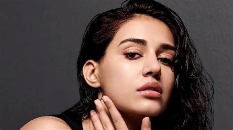 Revisiting Disha Patani S Sizzling HOT Dance Moves In Hui Main Malang As Film Turns Filmibeat