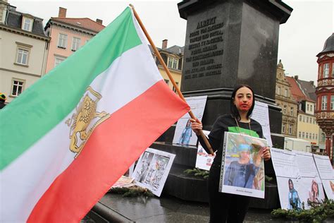 Coburg Zeigt Solidarit T Mit Den Menschen Im Iran