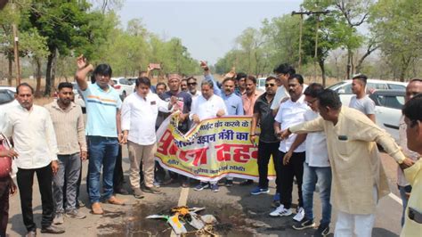 बिलासपुर और इंदौर के बीच फ्लाइट सेवा बंद विमानन मंत्री ज्योतिरादित्य