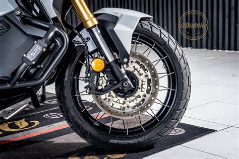 Honda X-ADV 750 - dbigbike