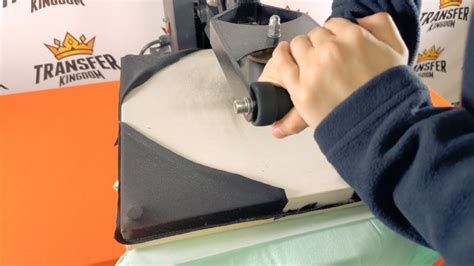 How to Press With a Heatpress 