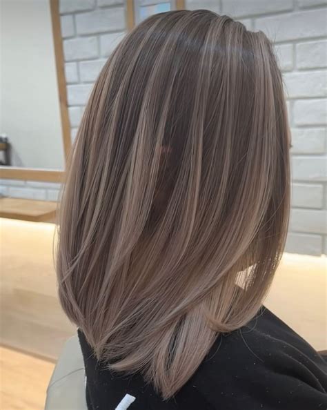 Ash Blonde Hair With Highlights Ombre Blond Dark Blonde Hair Balayage Hair Blonde Medium Ash