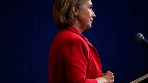 Hillary Clinton Emails Said To Contain Classified Data The New York Times