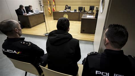 Juicio Aar N J Beltr N Acusado De Agredir Y Amenazar A Su Madre Mi