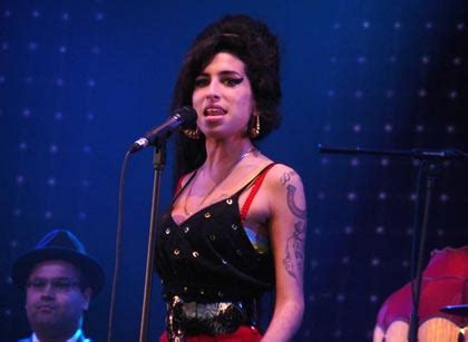 Amy Winehouse Has A New Bra The Lingerie Post