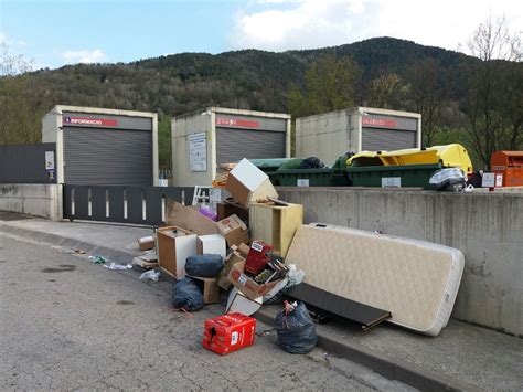 ERC Reclama Millores Al Sistema De Recollida Porta A Porta I Un Canvi D