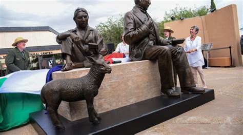 Develan Estatua De Benito Ju Rez En El Paso Texas Somos Ju Rez