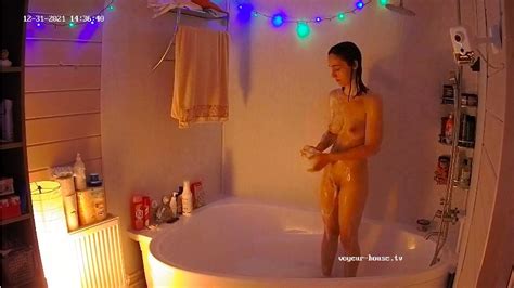 Watch Shower Girl Beautiful Kira Taking A Shower Dec31 21 Naked People With Viola In
