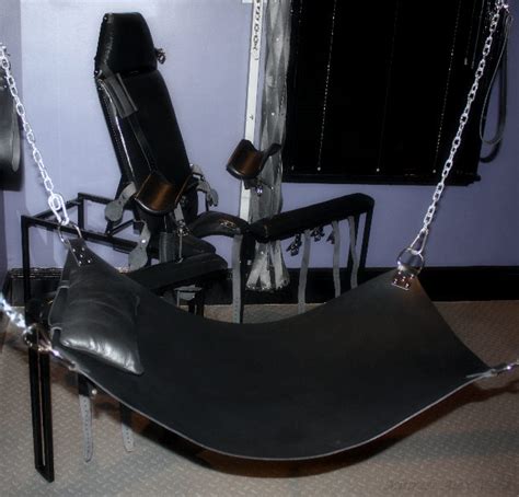 Leather Sling Mistress Alex Vicia