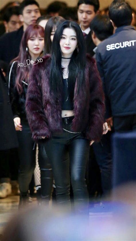 Photos Of Irene Looking Hot In Leather Pants Red Velvet Irene