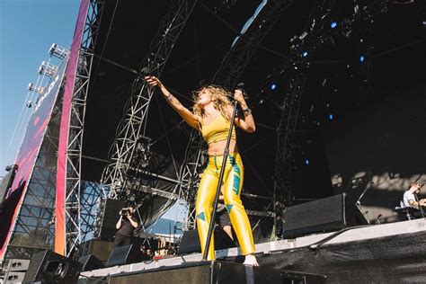 Tove Lo Goes Topless And 5 Other Amazing Things We Saw At Nycs Governors Ball Maxim