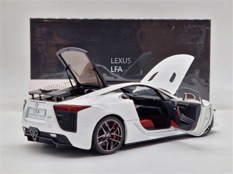 Lexus LFA Pearl White Red Interior – einszu18