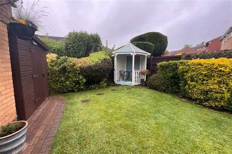 Lodgefield Road Halesowen B62 3 Bedroom Detached House For Sale