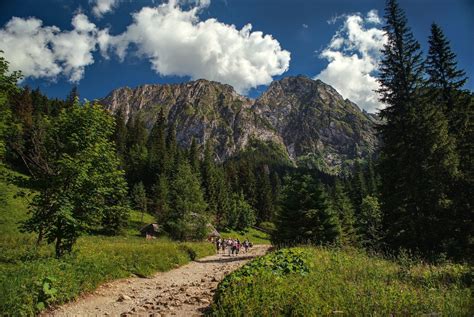 Jak wejść na Giewont Najlepsze szlaki praktyczne porady dla turystów