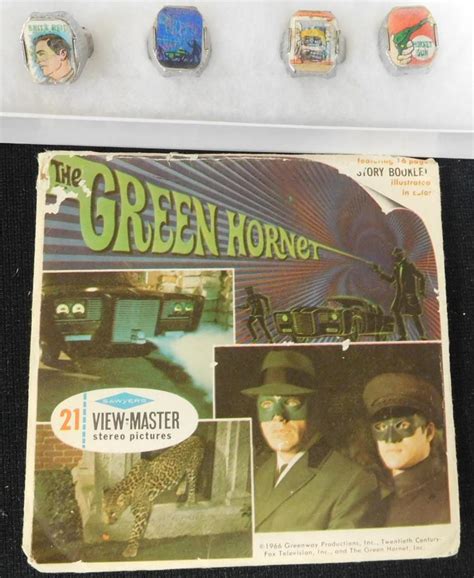 Lot Vintage 1960s The Green Hornet Items 4 Flicker Rings View Master