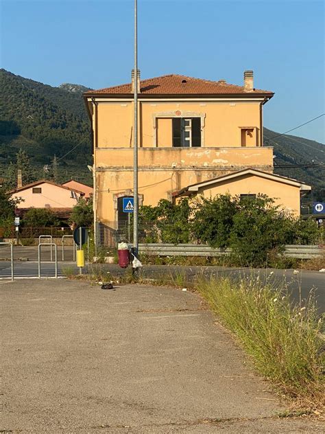 La Devastazione Della Stazione Di Cesi E Il Fuoco Appiccato Ai Rifiuti