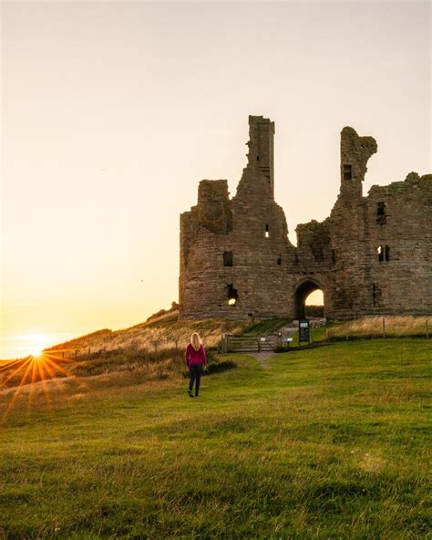 Craster to Dunstanburgh Castle Walk: is this Northumberland's best ...