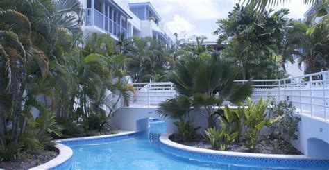 Savannah Beach Hotel Cheap Vacations Packages | Red Tag Vacations