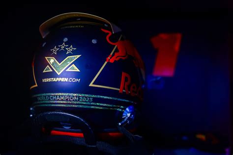 F1 Max Verstappen Will Wear A Special Triple World Champion Helmet For