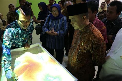 Dpr Ri Dukung Perluasan Pengelolaan Gumuk Pasir Untuk Sarana Edukasi