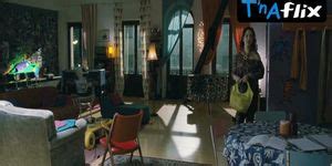 Sarah Felberbaum Butt Scene In Maschi Contro Femmine Porn Videos