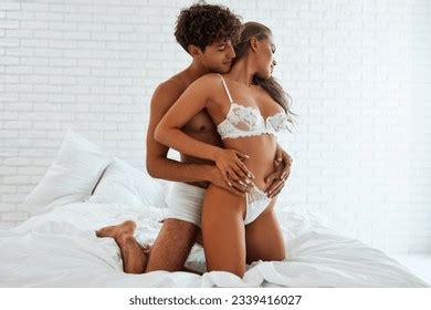 8 Thousand Couple Hugging Naked Royalty Free Images Stock Photos Pictures Shutterstock