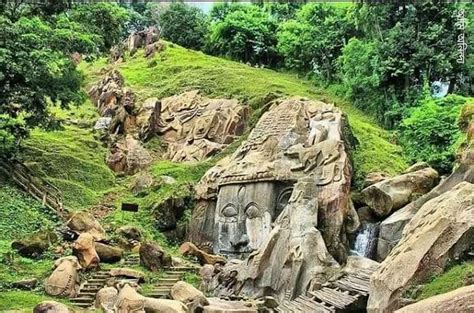 Rare And Ancient Bhagwan Shiva Sculpture Carved On The Rocks At