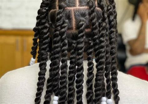 12 Savvy Short Knotless Braids Hairstyles In 2024 Zohna