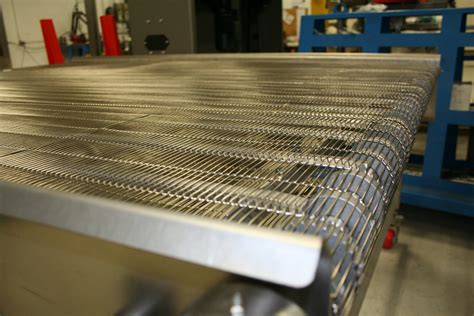 Wire Conveyor Belt Stainless Steel Wire Mesh Conveyor Belt