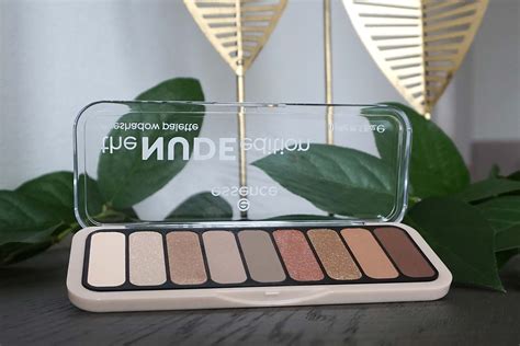 Essence The Nude Edition Eyeshadow Palette Review Verdraaid Mooi