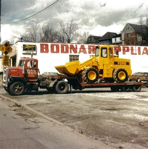 Conestoga Trailers | Eaborn Trucking