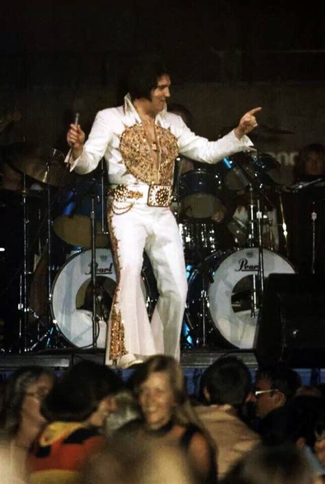 Indianapolis June 26th 1977 Last Concert Elvis Presley Concerts Elvis Jumpsuits Elvis