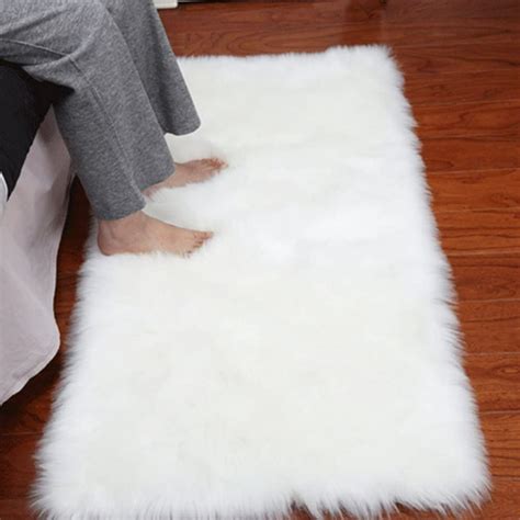 Noahas Faux Fur Sheepskin Area Rug Soft Shag Rug Silky Area Rug Decor