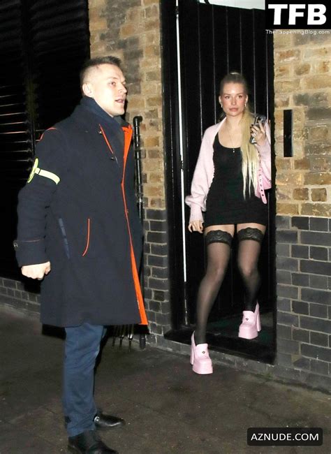 Lottie Moss Sexy Seen Flaunting Her Hot Legs At The Chiltern Firehouse In London Aznude